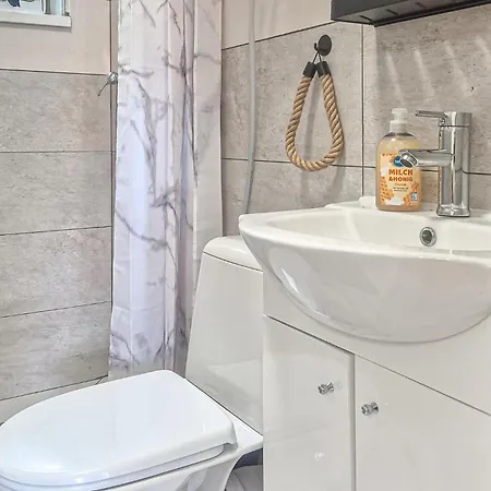 1 Bedroom Beautiful In * Sarbinowo