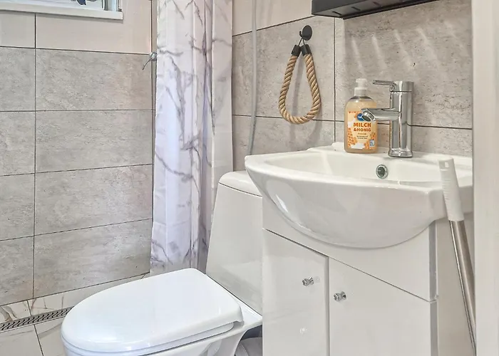 2 Bedroom Cozy In * Sarbinowo